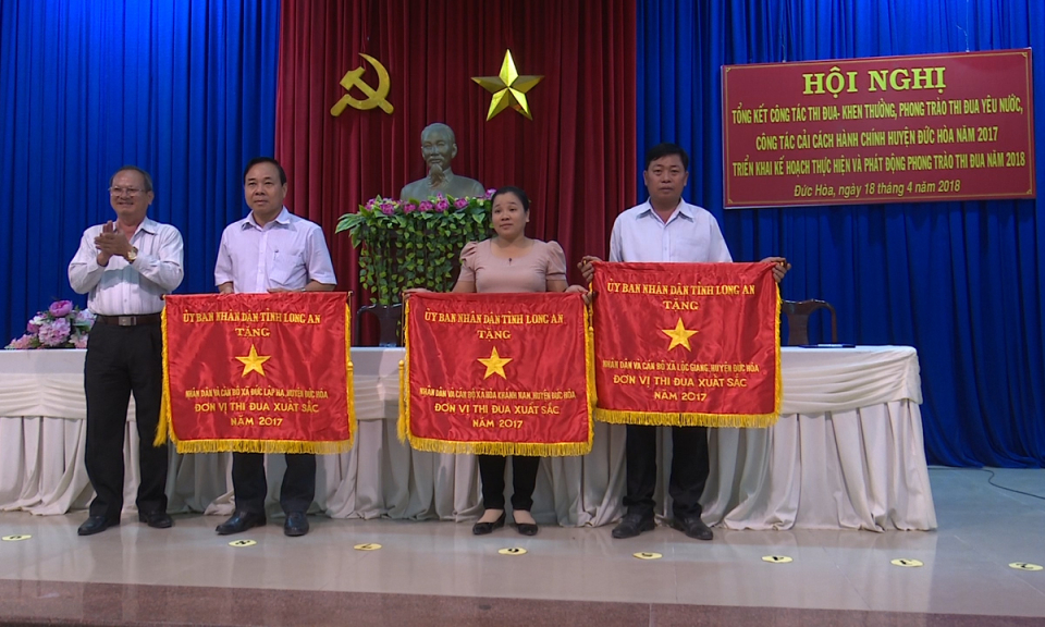 Đức H&ograve;a: Tổng kết c&ocirc;ng t&aacute;c thi đua khen thưởng, phong tr&agrave;o thi đua y&ecirc;u nước