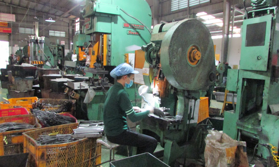 Bến Lức: Sản xuất c&ocirc;ng nghiệp đạt tr&ecirc;n 18.300 tỷ đồng