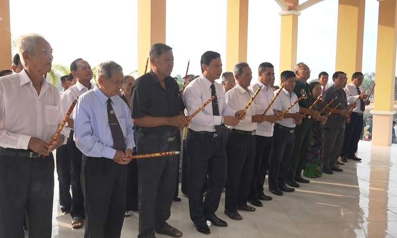 Kiến Tường: Kỷ niệm 43 năm Ng&agrave;y giải ph&oacute;ng ho&agrave;n to&agrave;n miền Nam thống nhất đất nước