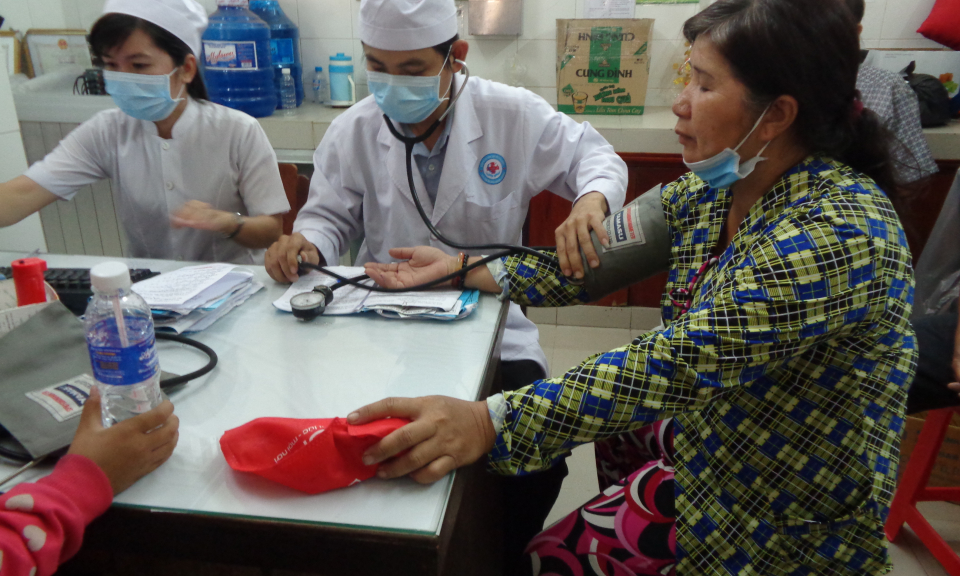 Cần Giuộc: C&oacute; hơn 142 ng&agrave;n người tham gia bảo hiểm y tế