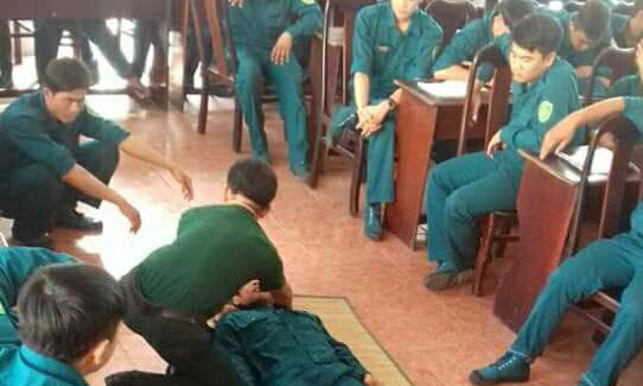 Bến Lức s&ocirc;i nổi m&ugrave;a huấn luyện qu&acirc;n sự