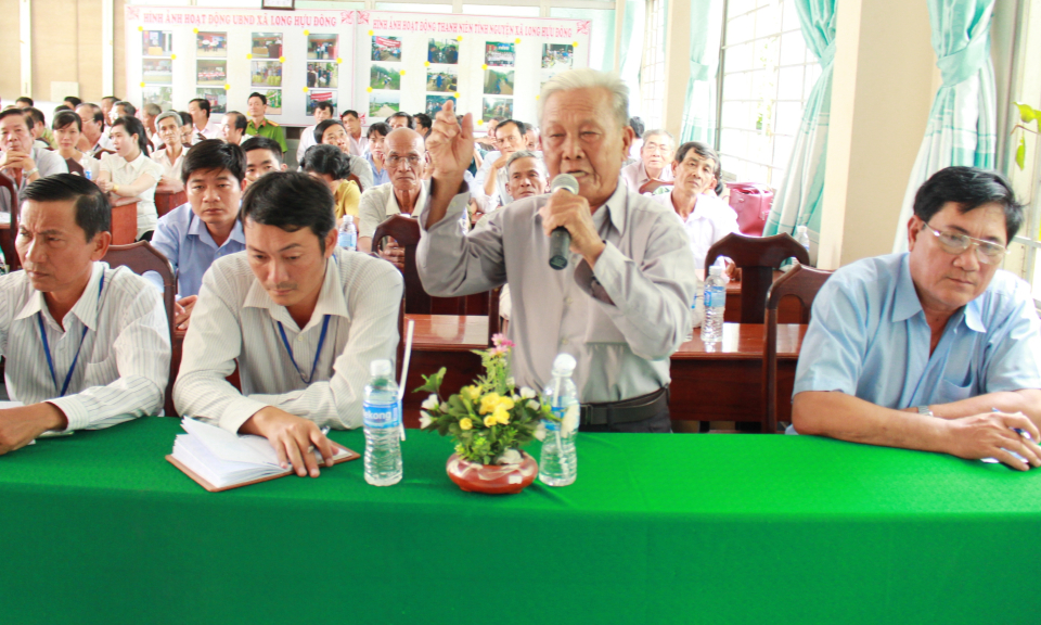 Đại biểu quốc hội tiếp x&uacute;c cử tri Đức Huệ, Cần Đước, Cần Giuộc