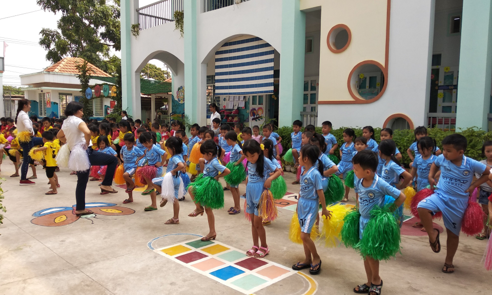 Đức H&ograve;a: Quan t&acirc;m chăm s&oacute;c trẻ em, tạo điều kiện để trẻ ph&aacute;t triển to&agrave;n diện