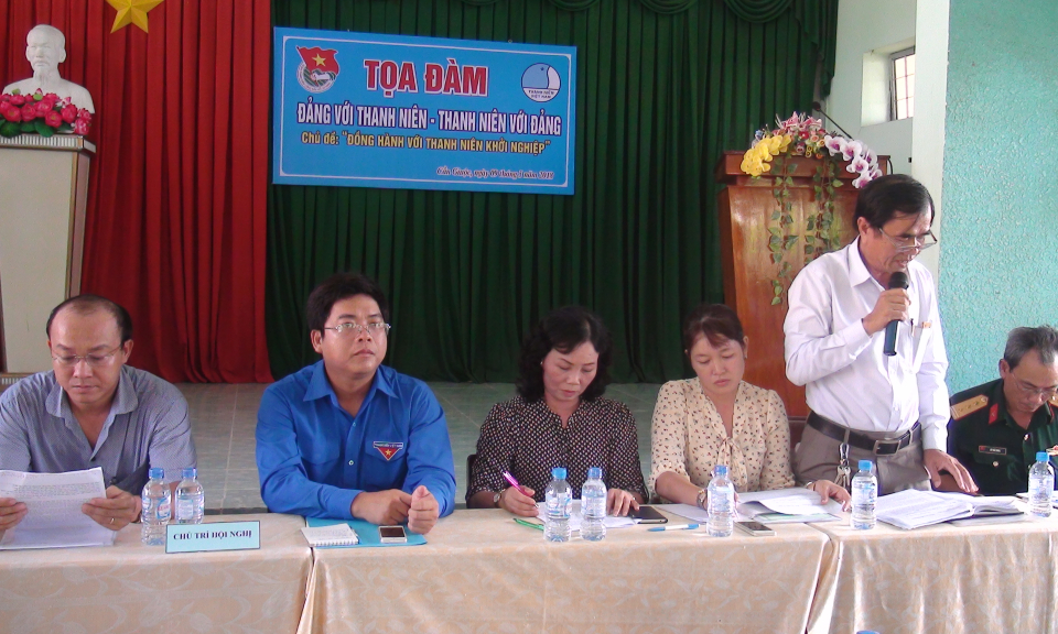 Cần Giuộc: Tọa đ&agrave;m Đảng với thanh ni&ecirc;n-Thanh ni&ecirc;n với Đảng