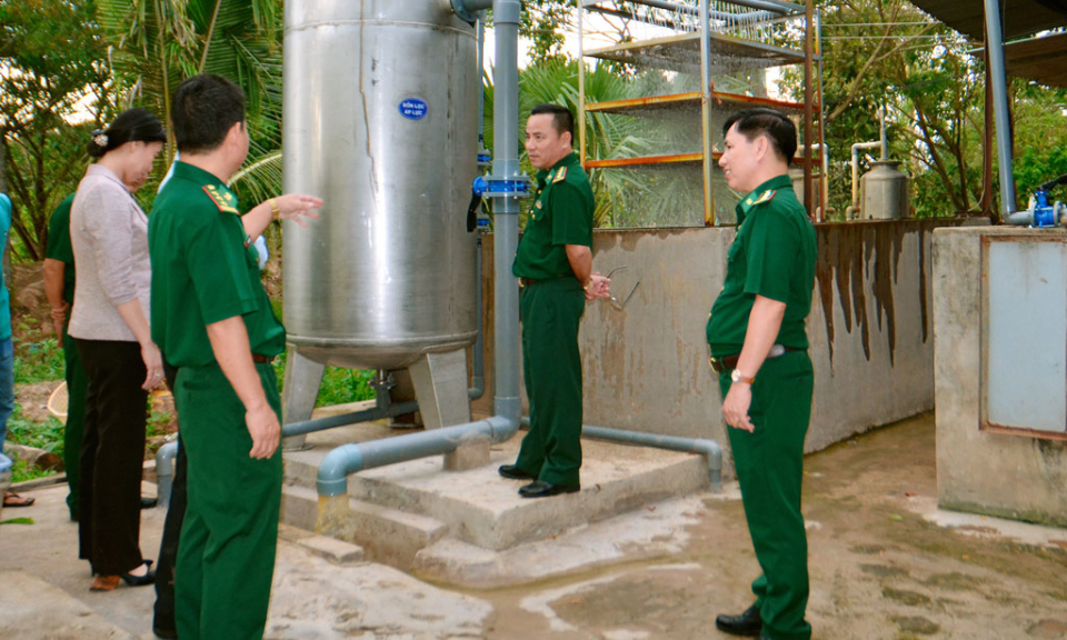 Kh&aacute;nh th&agrave;nh c&ocirc;ng tr&igrave;nh &ldquo;Nước ngọt v&ugrave;ng bi&ecirc;n&rdquo;