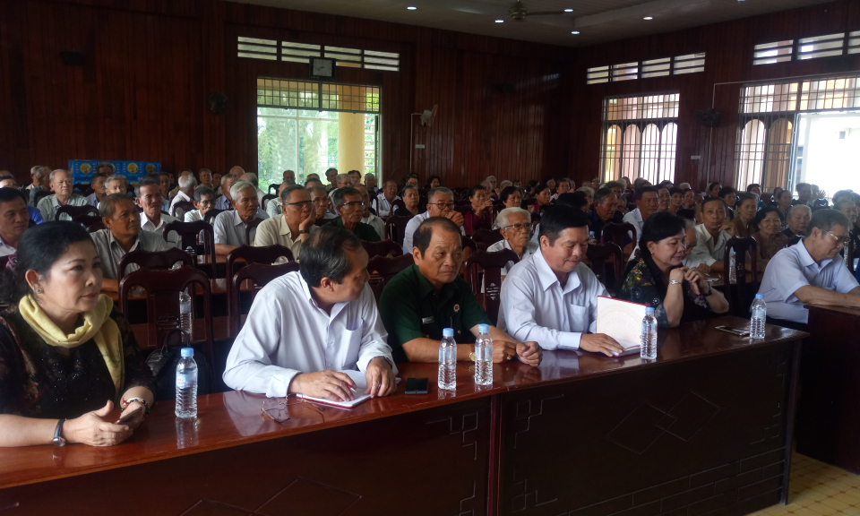Bến Lức: Họp mặt truyền thống cựu t&ugrave; kh&aacute;ng chiến huyện lần thứ V