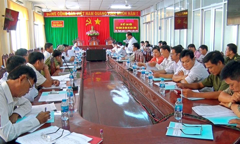 T&acirc;n Thạnh: Sơ kết cao điểm Thi h&agrave;nh &aacute;n d&acirc;n sự năm 2018