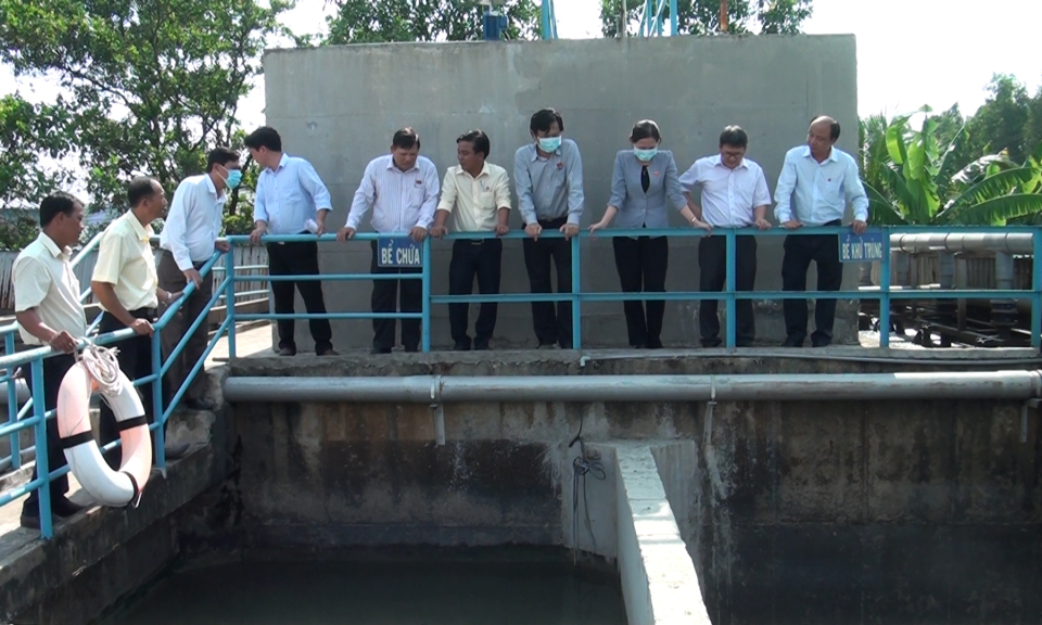 Đo&agrave;n khảo s&aacute;t HĐND tỉnh l&agrave;m việc tại c&aacute;c Khu c&ocirc;ng nghiệp Đức H&ograve;a