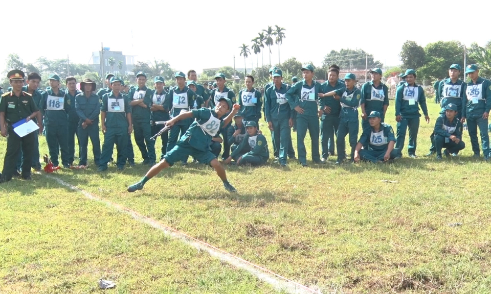 Đức H&ograve;a: Khai mạc Hội thao thể dục thể thao Quốc ph&ograve;ng lực lượng vũ trang năm 2018