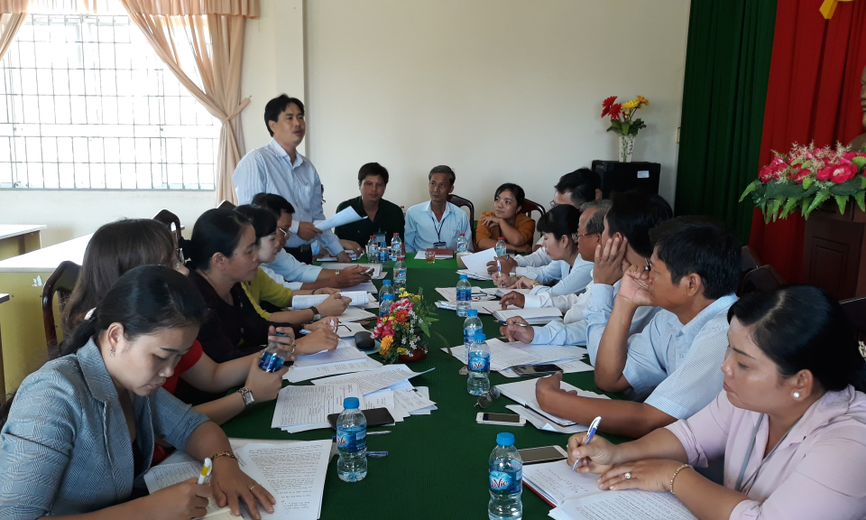 TP T&acirc;n An: Khảo s&aacute;t việc sắp xếp tinh gọn tổ chức bộ m&aacute;y