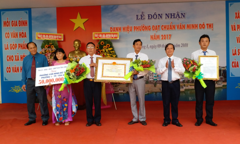 Phường 1, Tp. T&acirc;n An đ&oacute;n nhận danh hiệu phường đạt chuẩn văn minh đ&ocirc; thị