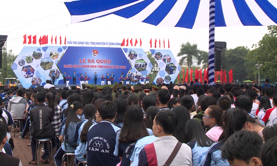 Long An ra qu&acirc;n chiến dịch thanh ni&ecirc;n t&igrave;nh nguyện h&egrave; 2018