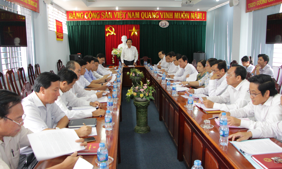 Long An: HĐND tỉnh họp giao ban với c&aacute;c Tổ đại biểu