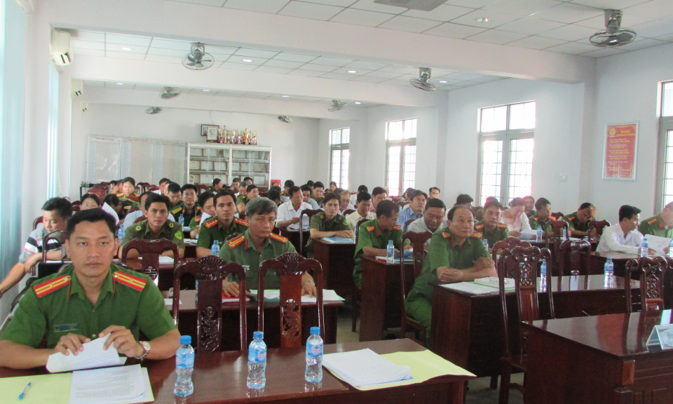 Tập huấn v&agrave; thực hiện c&ocirc;ng t&aacute;c x&acirc;y dựng cơ sở dữ liệu quốc gia