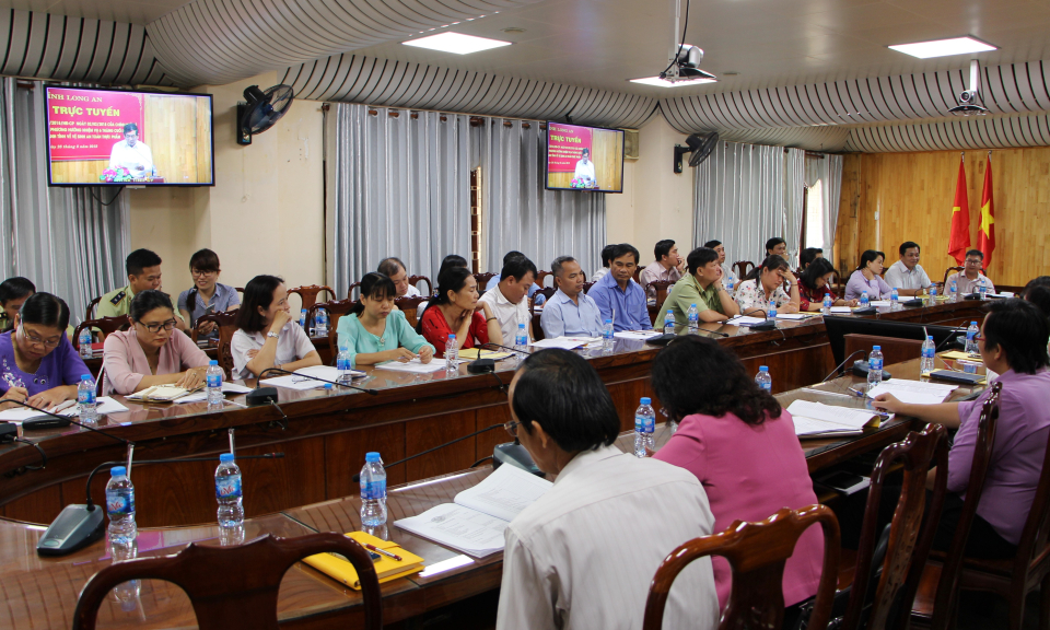 H&ocirc;̣i nghị sơ k&ecirc;́t c&ocirc;ng tác v&ecirc;̣ sinh an toàn thực ph&acirc;̉m 6 tháng đ&acirc;̀u năm