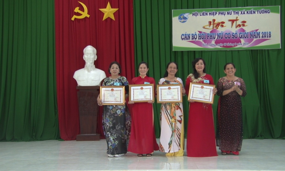 TX Kiến Tường: S&ocirc;i nổi hội thi &ldquo; C&aacute;n bộ Hội phụ nữ cơ sở giỏi&rdquo; năm 2018