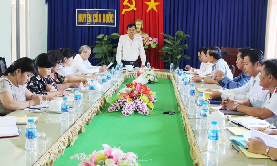 HĐND tỉnh l&agrave;m việc tại Cần Đước về ph&ograve;ng chống tham nhũng