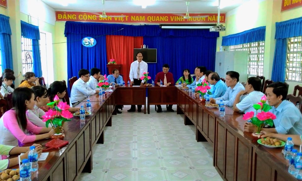 Trường THPT T&acirc;n Thạnh tọa đ&agrave;m n&acirc;ng cao chất lượng, hiệu quả đ&agrave;o tạo năm học 2018 – 2019