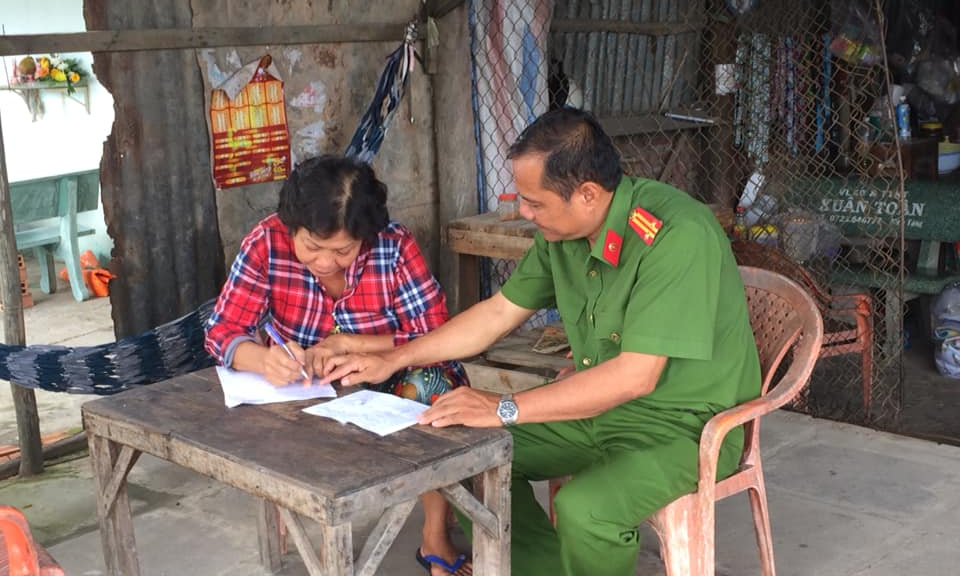 Bến Lức: Khẩn trương thu thập th&ocirc;ng tin x&acirc;y dựng cơ sở dử liệu quốc gia về d&acirc;n cư