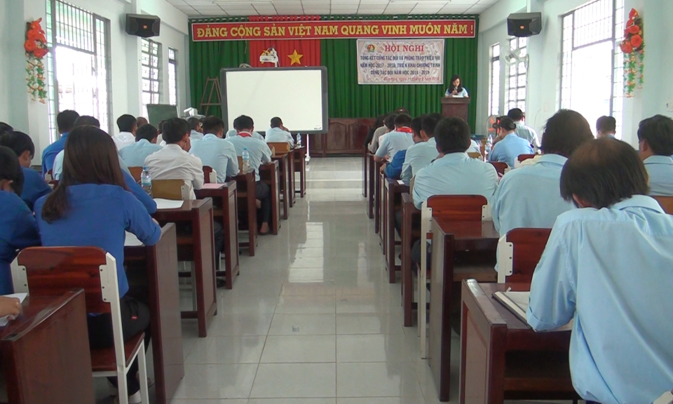 Đức H&ograve;a: Triển khai chương tr&igrave;nh c&ocirc;ng t&aacute;c đội năm học 2018-2019