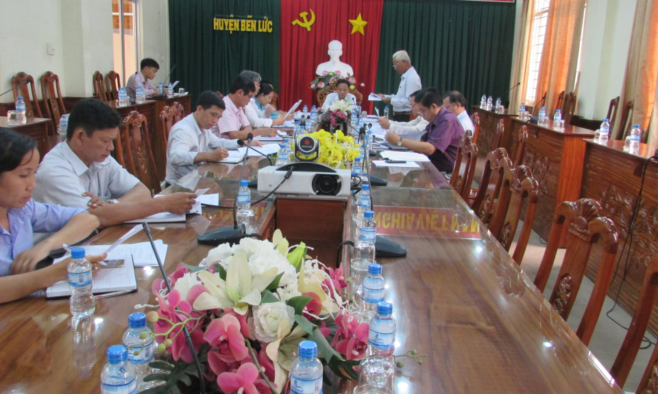 HĐND tỉnh gi&aacute;m s&aacute;t kết quả thực hiện Nghị quyết 77 tại huyện Bến Lức