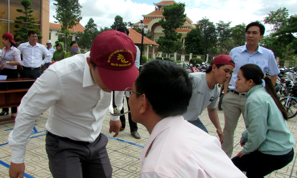 Bến Lức: Hoạt động phong tr&agrave;o ch&agrave;o mừng đại hội c&ocirc;ng đo&agrave;n Việt Nam