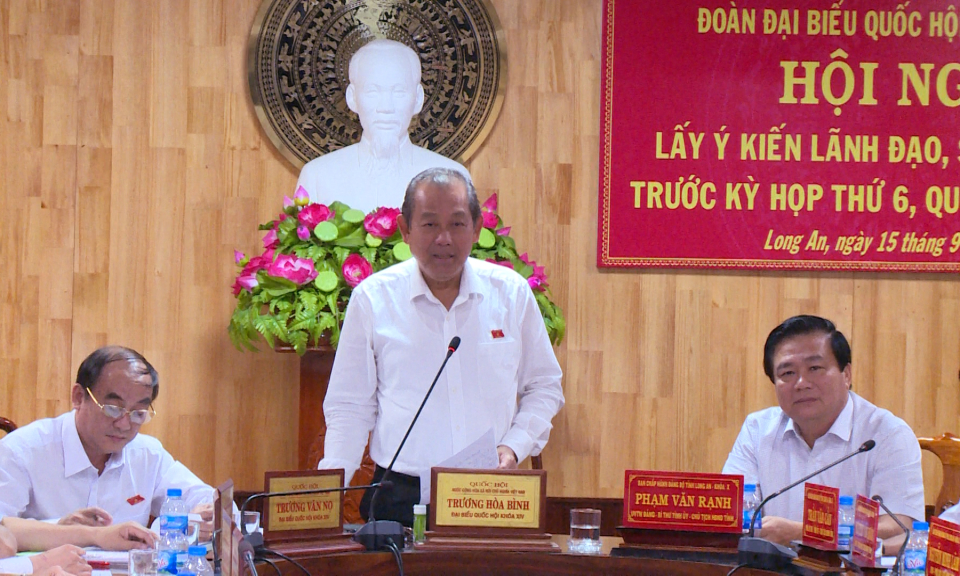 Đại biểu Quốc hội tiếp x&uacute;c cử tri trước kỳ họp thứ 6