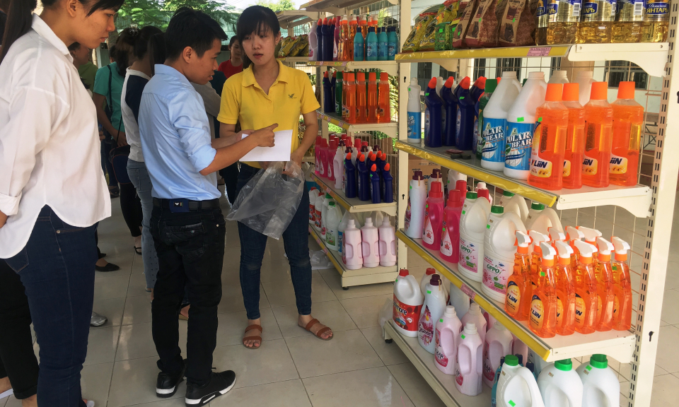 TX Kiến Tường: Tổ chức họat động lồng gh&eacute;p phong tr&agrave;o ph&uacute;c lợi đo&agrave;n vi&ecirc;n c&ocirc;ng đo&agrave;n năm 2018