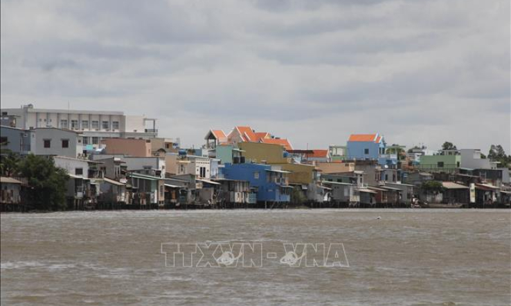 Long An xin Trung ương hơn 2.000 tỷ đồng để ph&ograve;ng, chống sạt lở