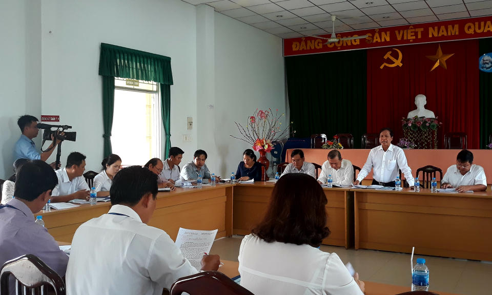 B&iacute; thư Th&agrave;nh uỷ T&acirc;n An gi&aacute;m s&aacute;t việc l&atilde;nh đạo x&acirc;y dựng x&atilde; văn h&oacute;a