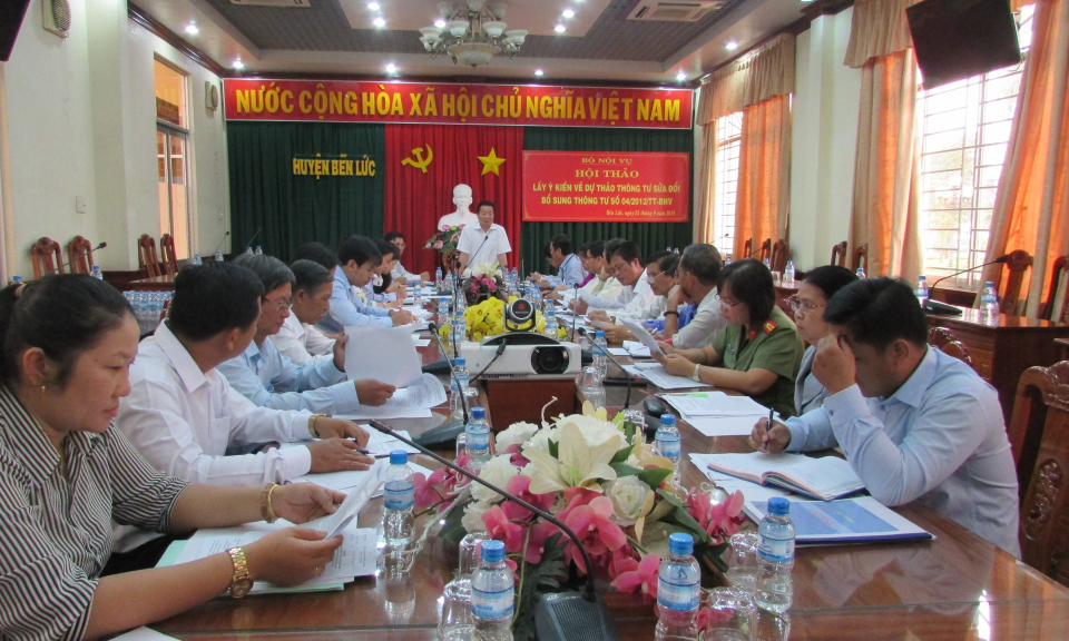 Hội thảo lấy &yacute; kiến về dự thảo Th&ocirc;ng tư sửa đổi Th&ocirc;ng tư số 04 của Bộ nội vụ