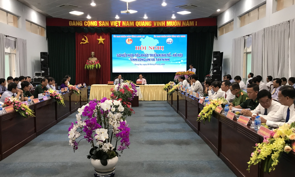 Long An – T&acirc;y Ninh tăng cường hợp t&aacute;c ph&aacute;t triển kinh tế, x&atilde; hội.