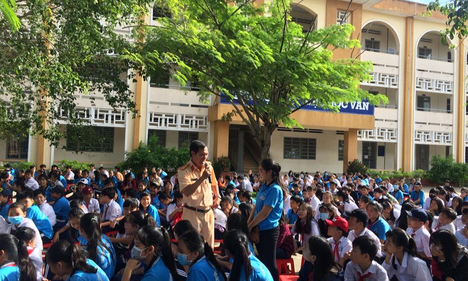 Bến Lức: Tai nạn giao th&ocirc;ng giảm khoảng 50% tr&ecirc;n cả 3 ti&ecirc;u ch&iacute;