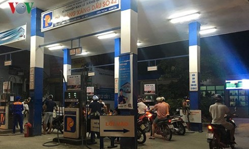 Gi&aacute; xăng dầu đồng loạt tăng mạnh từ 15h chiều nay