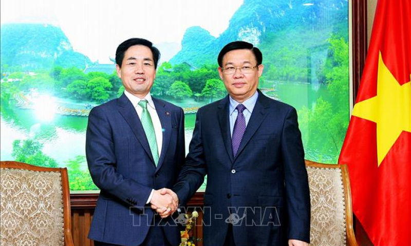 Việt Nam l&agrave; thị trường chiến lược của Lotte