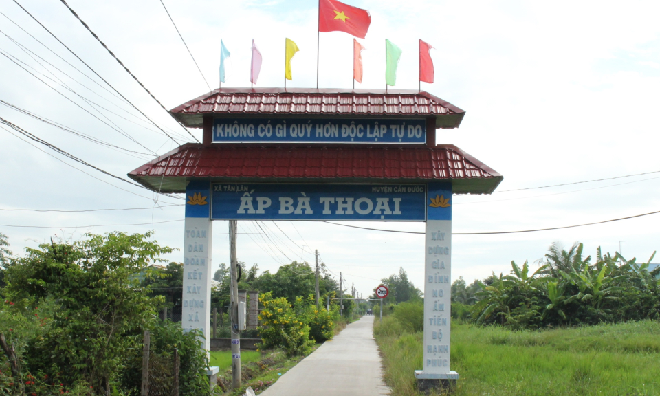 Cần Đước: Thực hiện nhiều giải ph&aacute;p x&acirc;y dựng n&ocirc;ng th&ocirc;n mới