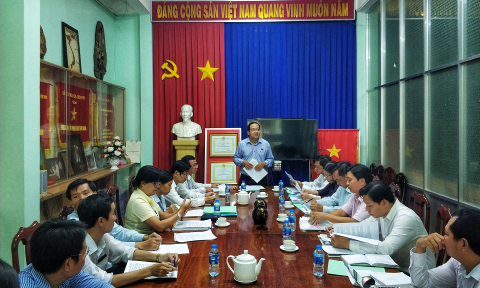 HĐND tỉnh gi&aacute;m s&aacute;t c&ocirc;ng t&aacute;c CCHC tại Sở X&acirc;y dựng