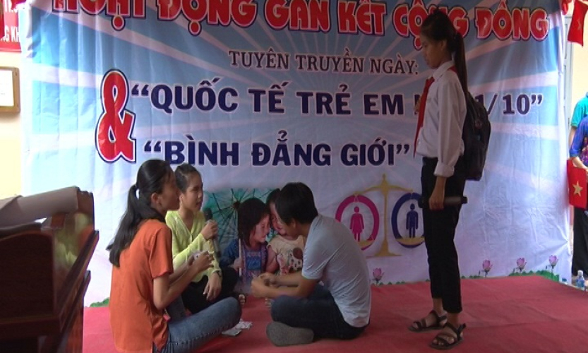 Cần Giuộc: Tuy&ecirc;n truyền ng&agrave;y quốc tế trẻ em nữ