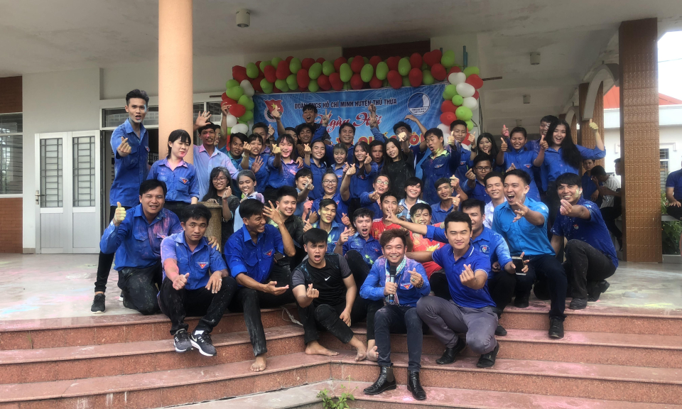 Thủ Thừa: S&ocirc;i nổi ng&agrave;y hội T&ocirc;i y&ecirc;u tổ quốc t&ocirc;i