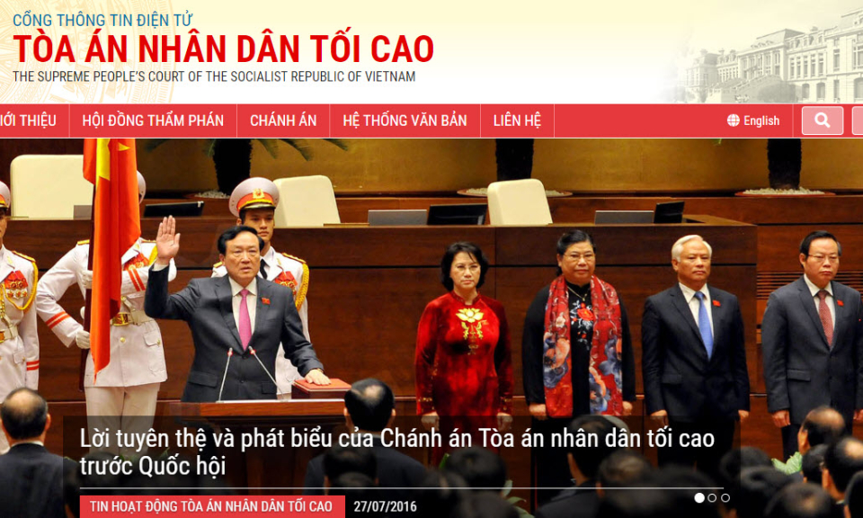 Ra mắt giao diện mới Cổng th&ocirc;ng tin điện tử TAND tối cao.