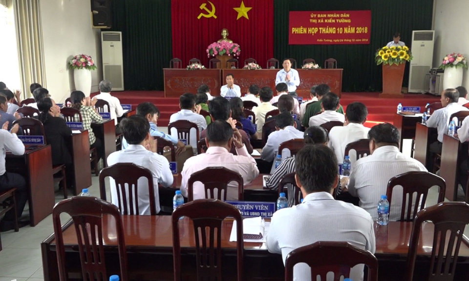 Thị x&atilde; Kiến Tường tập trung th&aacute;o gở kh&oacute; khăn, thực hiện thắng lợi nhiệm vụ ph&aacute;t triển KT-XH năm 2018