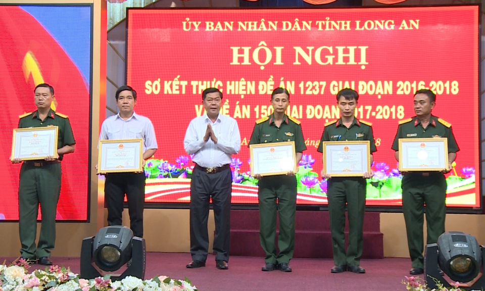 Tỉnh Long An sơ kết Đề &aacute;n t&igrave;m kiếm, quy tập h&agrave;i cốt liệt sĩ giai đoạn 2016-2018