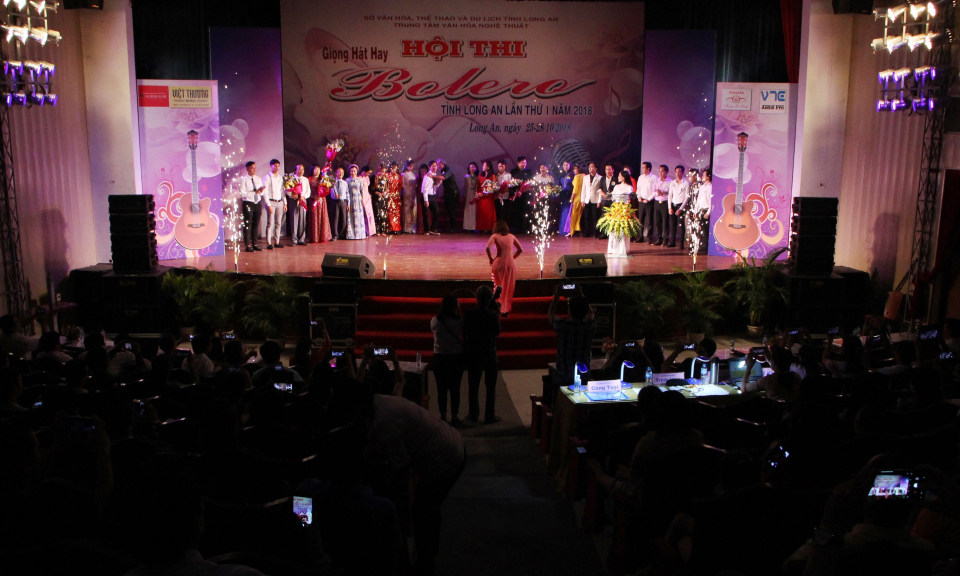 Hội thi giọng h&aacute;t hay Bolero tỉnh Long An lần thứ I