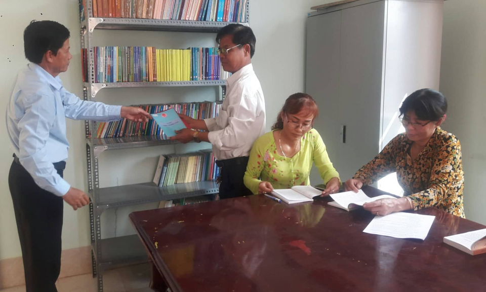 Bến Lức: Ra mắt 4 Thư viện cấp x&atilde;