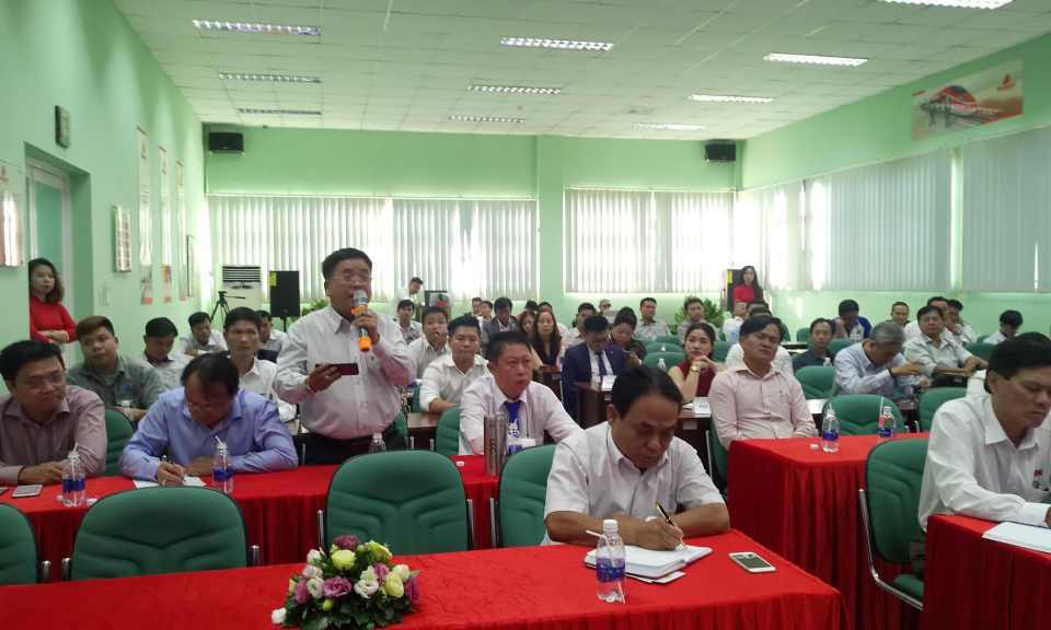 Thường trực HĐND tỉnh Long An gặp gỡ, tiếp x&uacute;c với Hội doanh nh&acirc;n trẻ