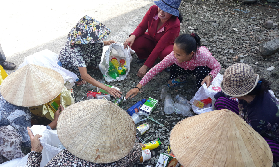 Gieo y&ecirc;u thương từ m&ocirc; h&igrave;nh nhỏ