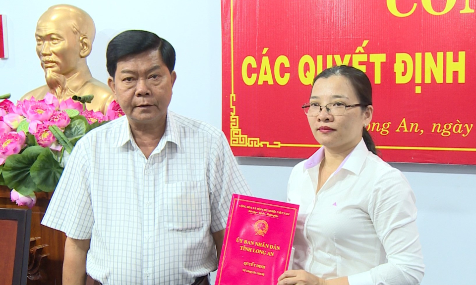 B&agrave; Nguyễn Thị Th&uacute;y được bổ nhiệm giữ chức vụ Ph&oacute; Ch&aacute;nh Thanh tra tỉnh