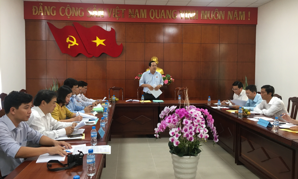 HĐND Tỉnh gi&aacute;m s&aacute;t Trung t&acirc;m phục vụ h&agrave;nh ch&iacute;nh c&ocirc;ng