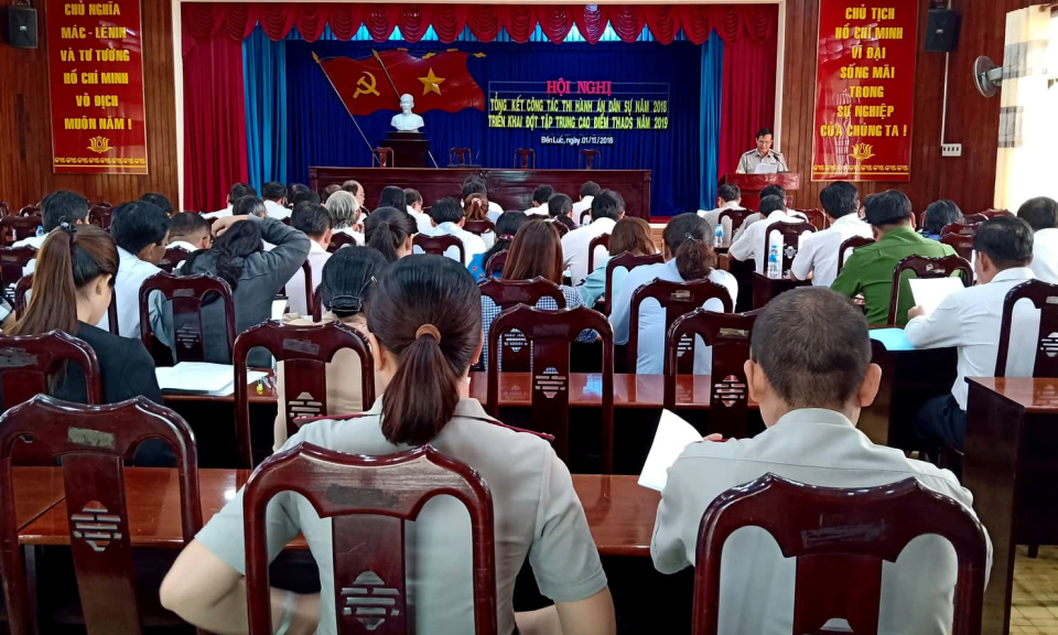 Bến Lức tổng kết c&ocirc;ng t&aacute;c thi h&agrave;nh &aacute;n d&acirc;n sự năm 2018