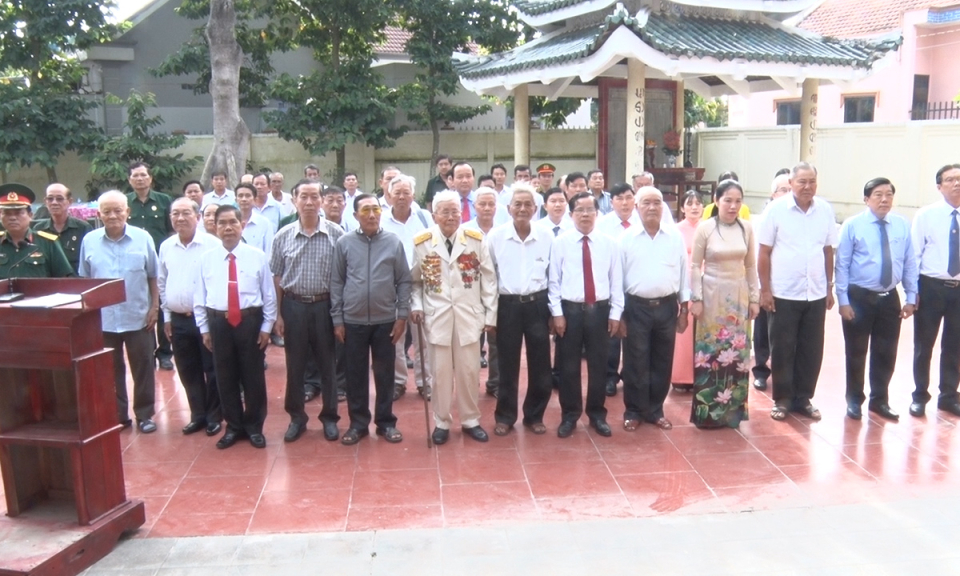 Đức H&ograve;a tổ chức họp mặt hậu duệ giải ph&oacute;ng qu&acirc;n li&ecirc;n quận